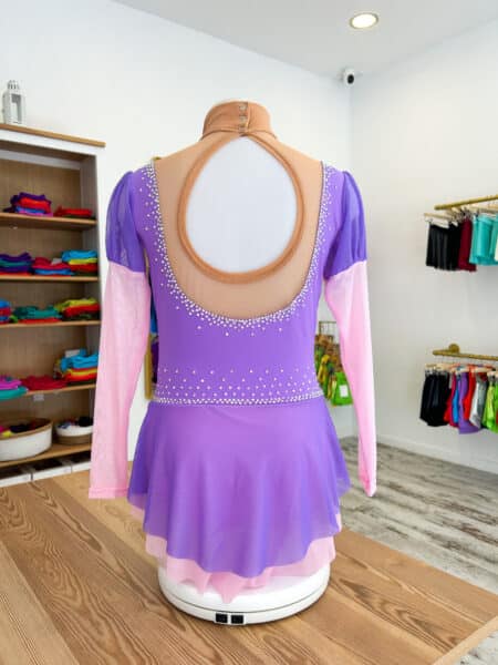 Maillot de patinaje violeta